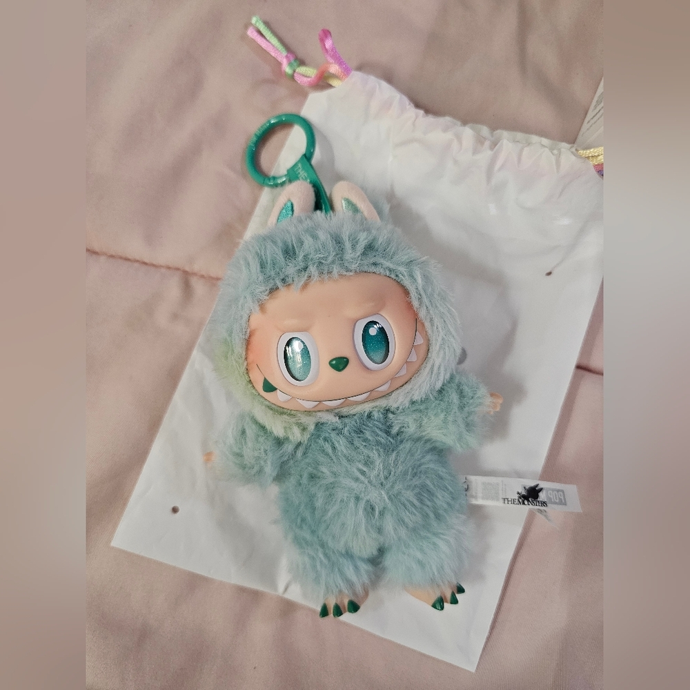 The Monsters - Labubu_Serenity